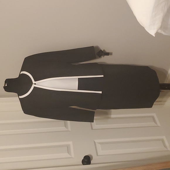 Emily Dress - Picture 1 of 12